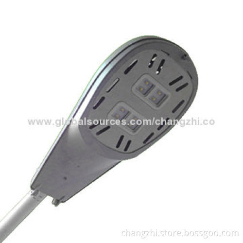Streetlight with 90-305V AC Operating Voltage